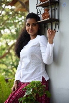 Anupama Parameswaran New Gallery - 58 of 52