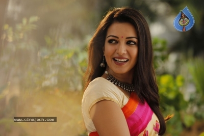 Catherine in Vadaladu Movie - 14 of 42