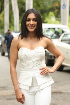 Catherine Tresa Latest Pics - 4 of 15