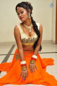 Dancer Nisha Photos - 22 of 57