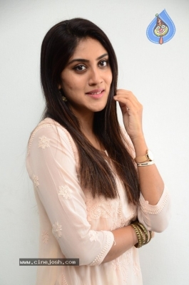 Dhanya Balakrishna Photos - 17 of 21