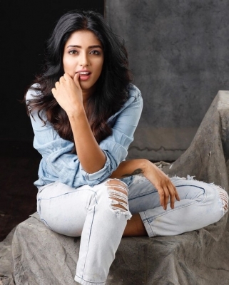 Eesha Rebba Photos - 5 of 15