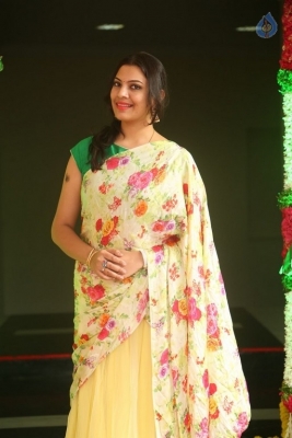 Geetha Madhuri Pics - 11 of 21