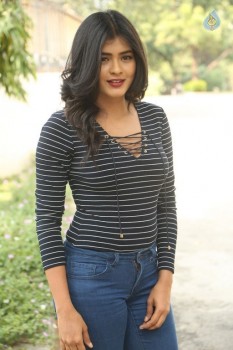 Hebah Patel Latest Gallery - 8 of 42