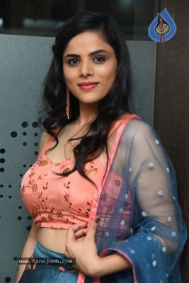 Kriti Garg Photos - 6 of 21