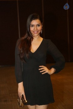 Kyra Dutt Latest Photos - 7 of 37