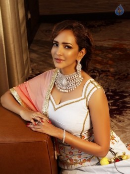 Lakshmi Manchu New Photos - 10 of 11