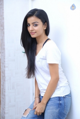 Mahima Makwana Latest Photos - 23 of 42