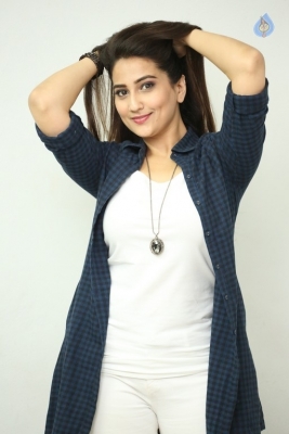 Manjusha New Photos - 18 of 21