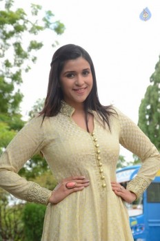 Mannara Chopra Gallery - 6 of 40