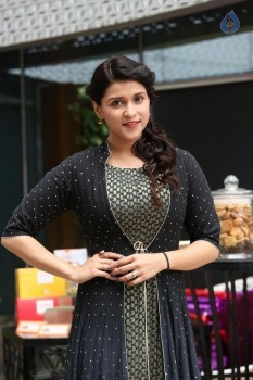 Mannara Chopra Latest Gallery - 18 of 42