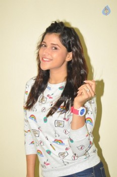 Mannara Chopra Latest Pics - 33 of 42