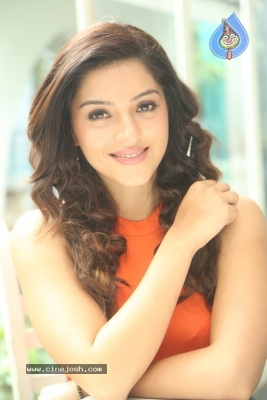 Mehreen Kaur New Photos - 7 of 40