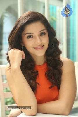 Mehreen Kaur New Photos - 17 of 40