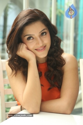 Mehreen Kaur New Photos - 20 of 40