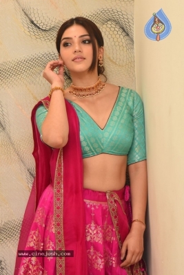 Mehreen Kaur Pirzada Stills - 1 of 30