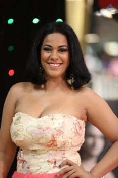 Mumaith Khan Images - 1 of 34