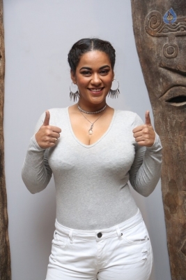 Mumaith Khan New Pics - 21 of 28