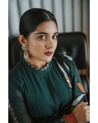 Nivetha Thomas Photos - 13 of 17