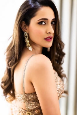 Pragya Jaiswal Photos - 20 of 21