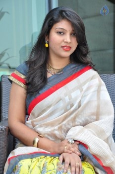 Praveena Photos - 7 of 42