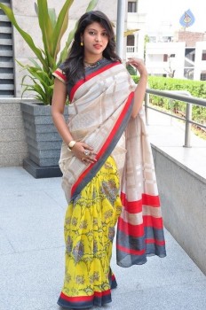 Praveena Photos - 8 of 42