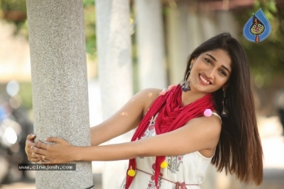 Priya Vadlamani Gallery - 11 of 21