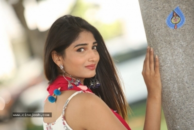 Priya Vadlamani Gallery - 17 of 21