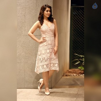 Raashi Khanna Gallery - 7 of 7