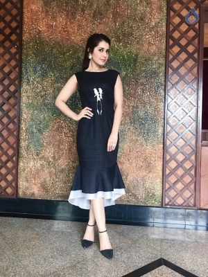 Raashi Khanna Latest Photos - 14 of 17