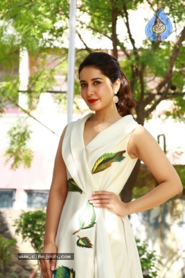 Raashi Khanna Pictures - 9 of 9