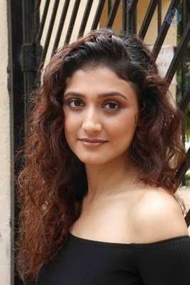 Ragini Khanna New Photos - 4 of 17