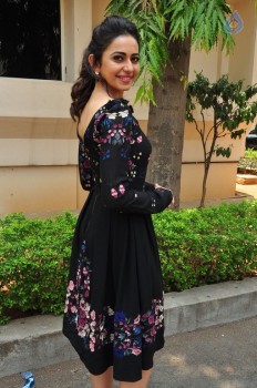 Rakul Preet Singh Images - 3 of 32