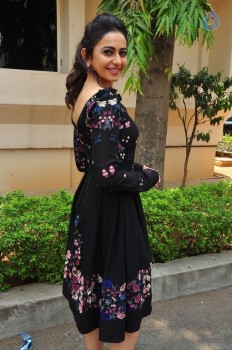 Rakul Preet Singh Images - 4 of 32