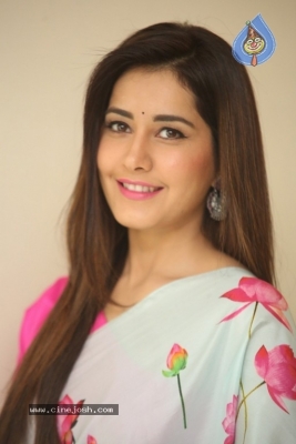 Rashi Khanna Pictures - 15 of 39