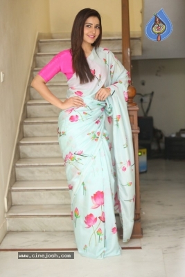 Rashi Khanna Pictures - 21 of 39