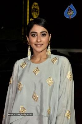 Regina Cassandra Gallery - 45 of 63