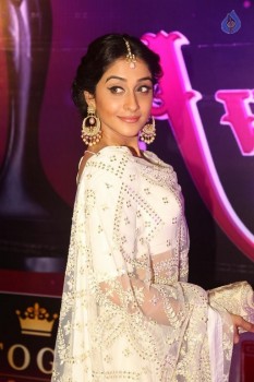 Regina Cassandra Images - 46 of 47