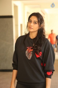 Regina Cassandra Photos - 55 of 59