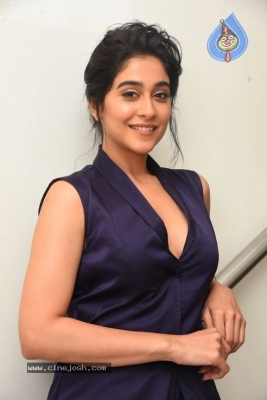 Regina Cassandra Photos - 7 of 42