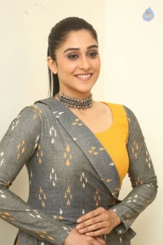 Regina Cassandra Photos - 15 of 28