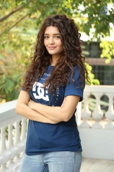 Ritika Singh Latest Photos - 15 of 34