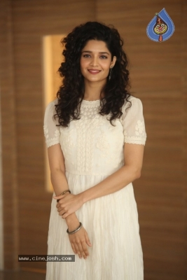 Ritika Singh Photos - 12 of 12