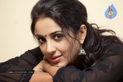 Riya Suman Stills - 4 of 14