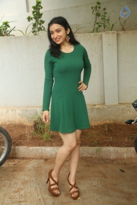 Sakshi Kakkar New Photos - 2 of 26