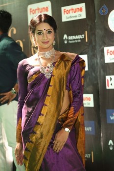 Sanjjanaa at IIFA 2017 - 24 of 41