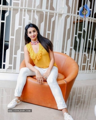 Sanjjanaa Photos - 7 of 9