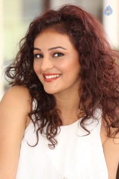 Seerat Kapoor Photos - 6 of 62