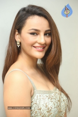 Seerat Kapoor Stills - 5 of 13