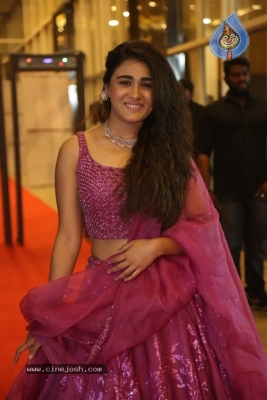 Shalini Pandey New Pics - 11 of 21